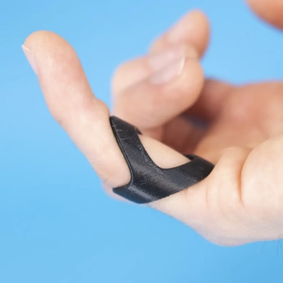 3 dedo braçadeira 3d by on periférico tala fundida point pt fisica terapia orthotics oval 8 3pp splint 9 3d print model - Mito3D