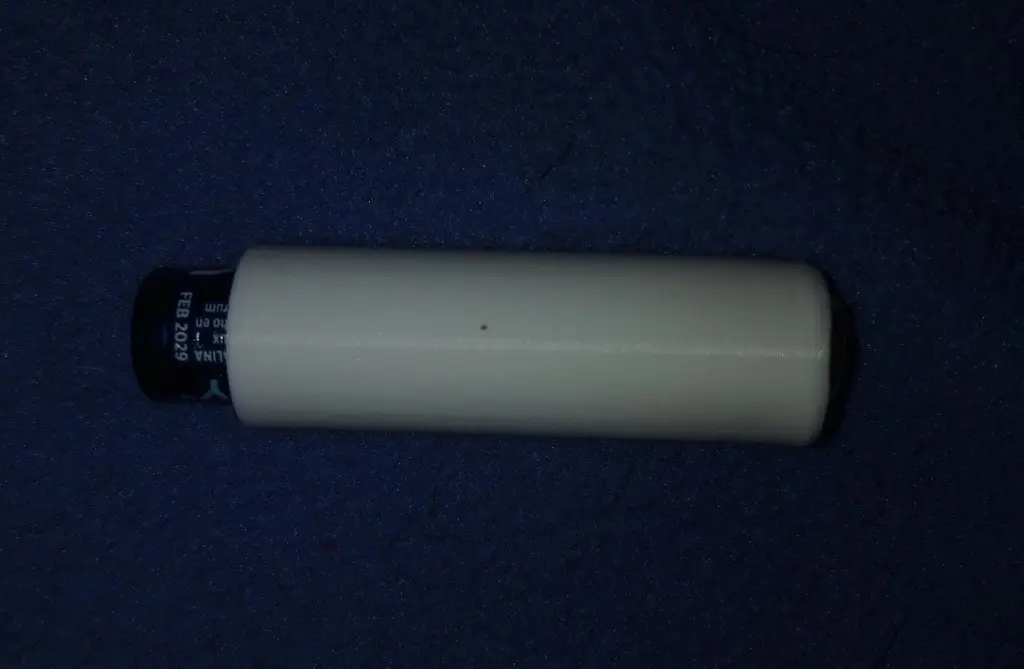 aaa to aa bateria adaptador 3d by tímido gambá on 3D print model - Mito3D