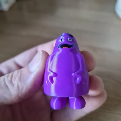 articulated grimace - 3d by omsculpts on thangs arts & entertainment music audio urban hip-hop meme trend mcdonalds keychain bagtag cute funny print in place 3d print model - Mito3D
