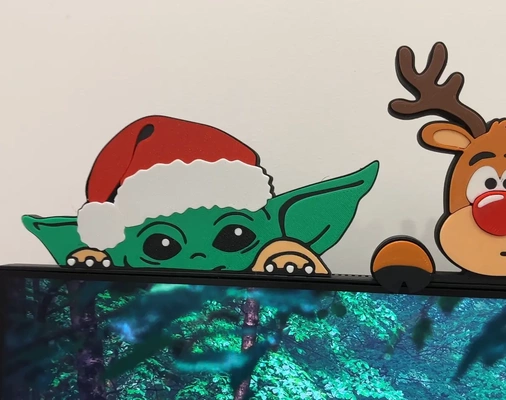 christmas baby jedi yoda on screens - 3d by miadesign thangs 3d print model - Mito3D