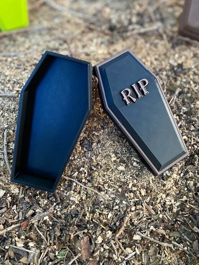 coffin - gravity lid snap onstl 3d by mikebprints on thangs 3d print model - Mito3D