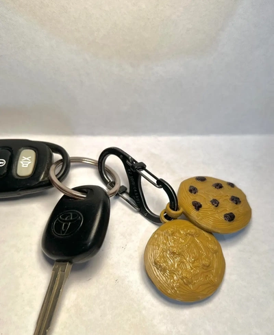 cookie keyring - 3d by bigboomprints on thangs cookies cars chocolate chip 3d print model - Mito3D