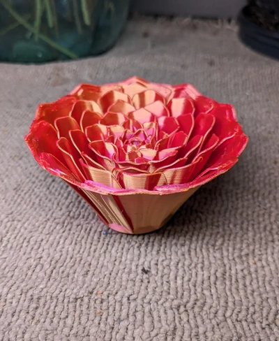 decorative flower - 3d by rwbdesigns on thangs 3d print model - Mito3D