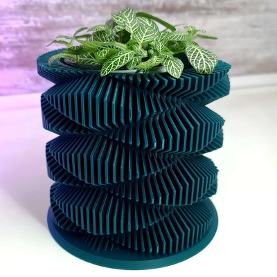 fantastic planter - double twist thangs exclusive 3d by makers mashup on 3d print model - Mito3D