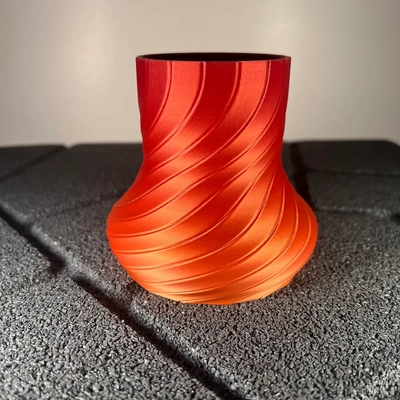 fatbottom spirale vaso 3d by papabearaz on grazie 3d print model - Mito3D