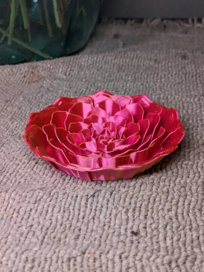 flower puck - 3d by rwbdesigns on thangs 3d print model - Mito3D