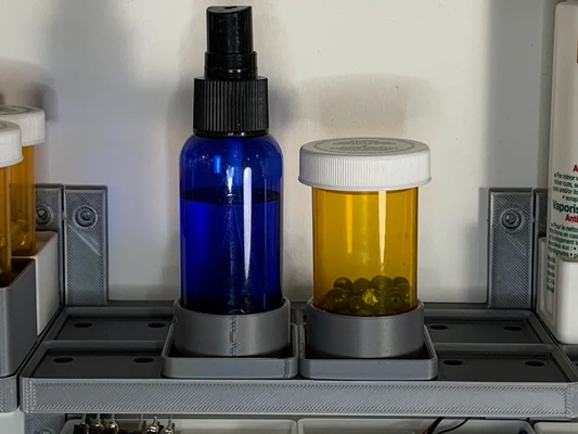 gridfinity pillola or piccolo bottiglia titolare supporto 3d by scoraggiare on grazie 3d print model - Mito3D