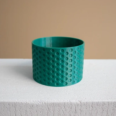 honeycomb planter - 3d by slimprint on thangs 3d print model - Mito3D