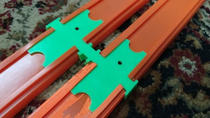 hot wheels two track connector screw holes - 3d by jeffjackson86 on thangs 3d print model - Mito3D