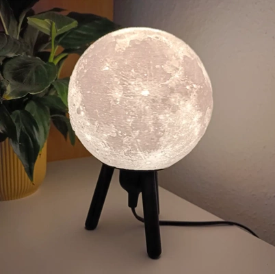 híbrido suspensão escrivaninha lua luminária 3d by ri0m0 on casa jardim mobiliário lâmpadas iluminação litofano 3d print model - Mito3D