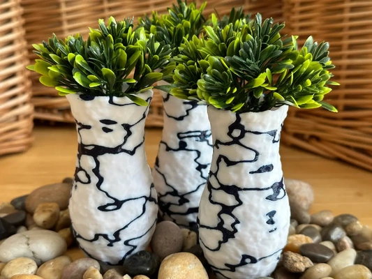 lode vases - 3d by davemakesstuff on thangs home & garden interior decor vase container dual color colour multicolour multicolor snapmaker j1 bambu bambulab 3d print model - Mito3D