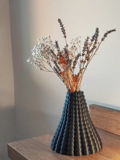 magma vase 3d by creaserra 3d print model - Mito3D
