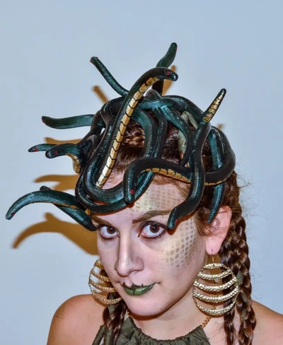 medusa başlık 3d by teşekkürler baş göz elbise yılan yılanlar solucan solucanlar parça kask şapka kostüm kıyafet giydirmek cadılar bayramı 3d print model - Mito3D
