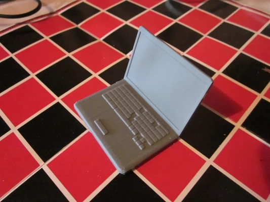 modello computer portatile 3d by professore on grazie bambola casa puntello 3d print model - Mito3D