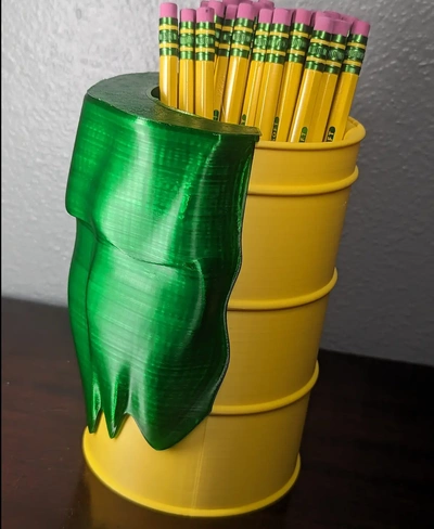 nuclear desperdício lápis balde 3d by rwbdesigns on 3d print model - Mito3D