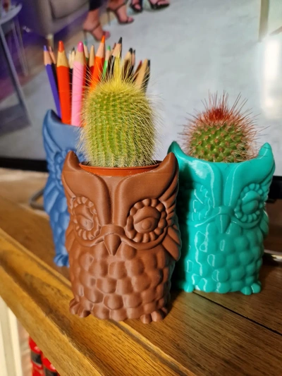owl planter pencil pot - 3d by omsculpts on thangs drinkware flowerpot automotive tire cup pen succulent animal cute garden cactus 3d print model - Mito3D