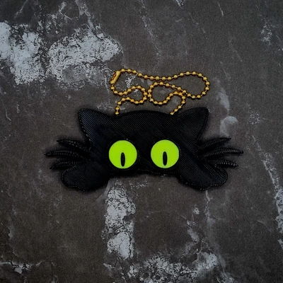 peeking cat charm - 3d by jcreatenz on thangs 3d print model - Mito3D