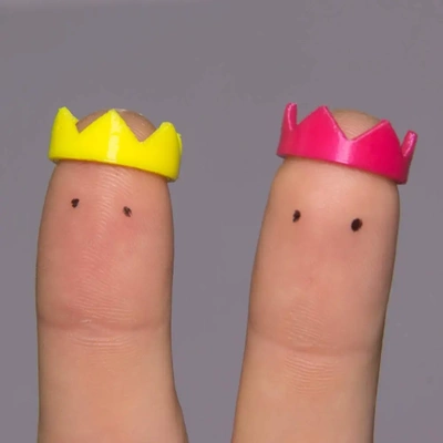 point couronne lil'hats'n'stuff 3d by minuscule tiare mini miniature soutenir accessoires accessoire roi reine prince princesse pointu petit chapeau chapeaux trucs action figure poupée figurine 3d print model - Mito3D