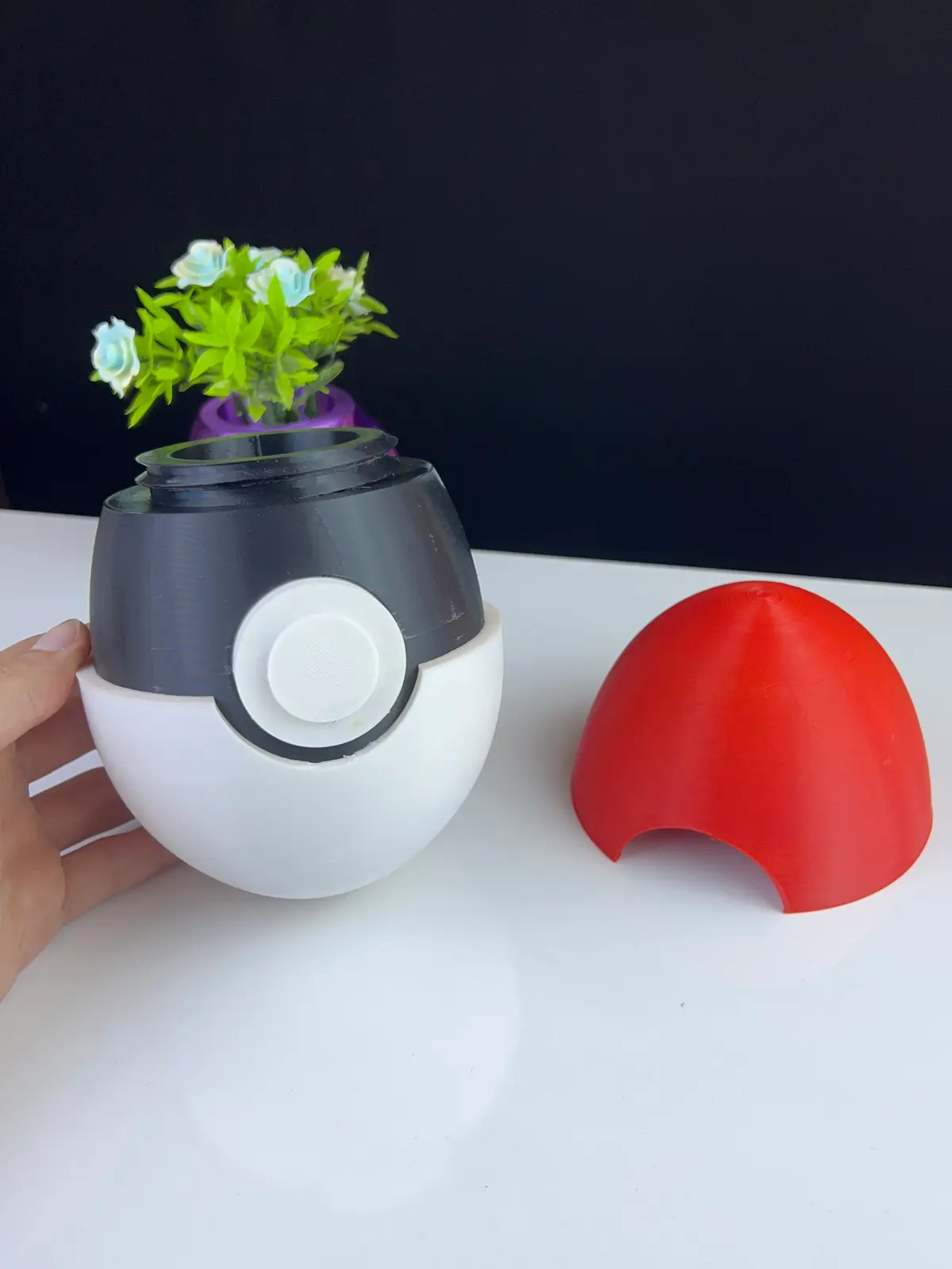 pokeegg 3d by baskıya basın teşekkürler konteyner pokeball yumurta otomotiv aydınlatma 3D print model - Mito3D