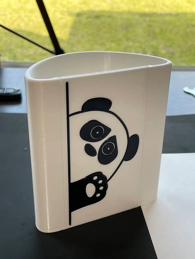 traurig panda stift halter unterstützung 3d by passiv on danke 3d print model - Mito3D