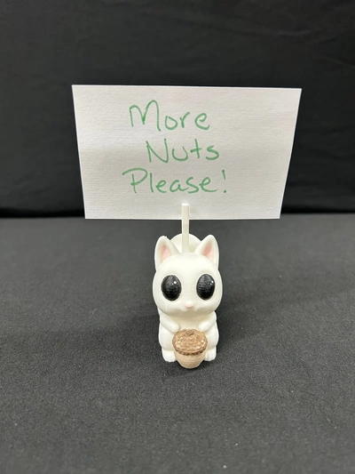squirrel note holder - 3d by built bot on thangs 3d print model - Mito3D
