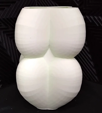 empilé cœur vase 3d by papawazzy créateur 3d print model - Mito3D