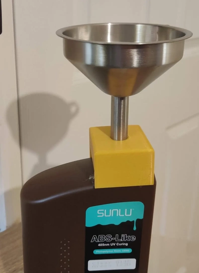 sunlu 1kg résine bouteille entonnoir or papier filtre soutien support tailles 3d by singularité 3d print model - Mito3D