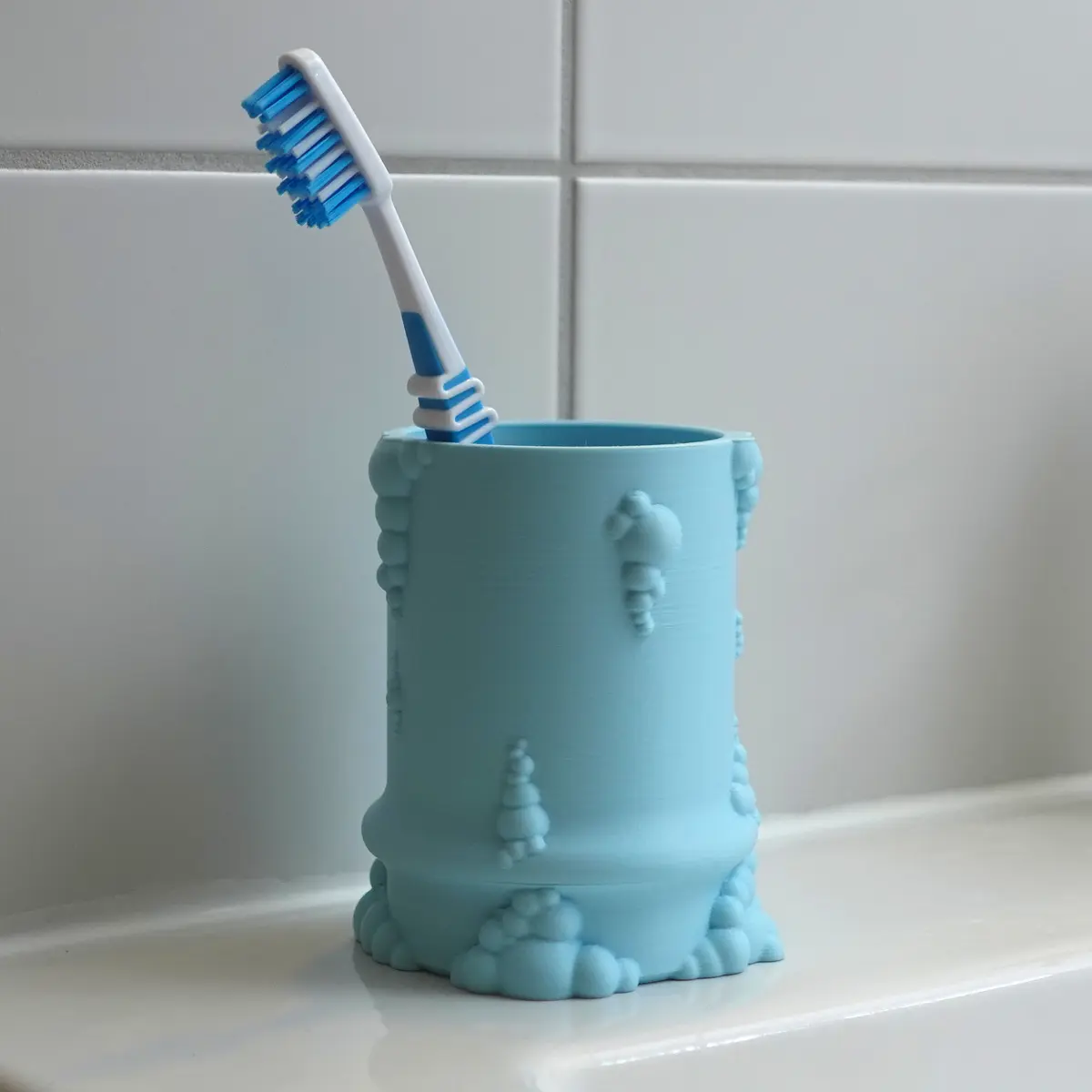 toothbrush holder bubbles - 3d by gazzaladra on thangs 3D print model - Mito3D