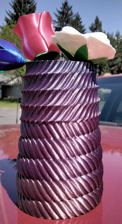 transforming rope vase aka carla - 3d by daddywazzy thecreator on thangs 3d print model - Mito3D