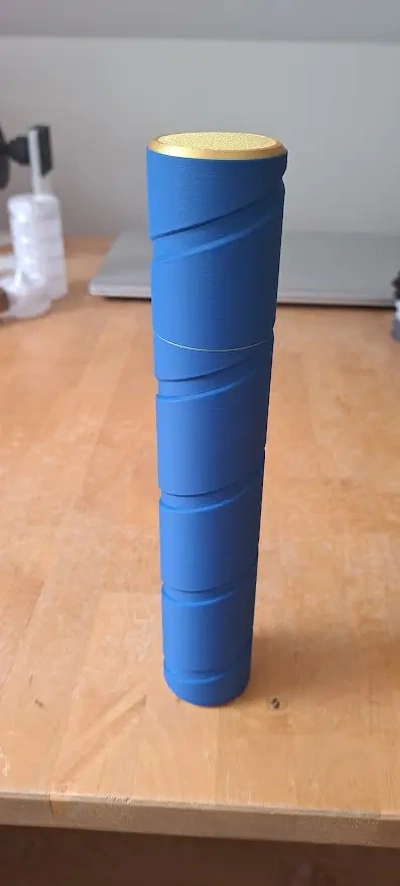 tubo contenitore 3d by spazioso on grazie 3d print model - Mito3D