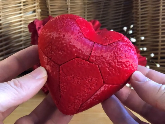 valentine's day heart puzzle - 3d by landoniscool48 on thangs 3d print model - Mito3D