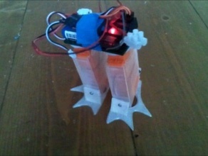 semplice 4 servo bipede altri in vetrina robot walker 3d print model - Mito3D