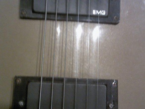 gibson epiphone les paul emg humbucker pick-up monter en haut bas de la musique guitare 3d print model - Mito3D