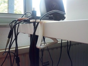 einfache Tabelle-Kabel-clip-Halter office blender Kabel catia clever design fallen maximfilms slip stop stopper usb 3d print model - Mito3D