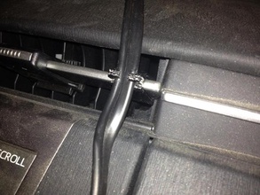 el prius clip en soporte del cable de la automoción coche 3d print model - Mito3D