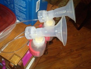 breast pump bottle holder other 3d print model - Mito3D
