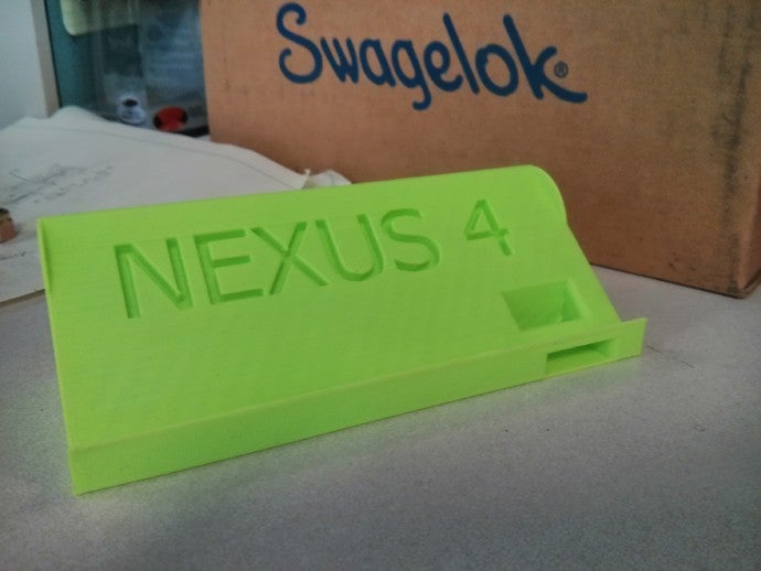 nexus 4 teléfono holderstand móvil 3D print model - Mito3D