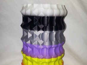dos caras jarrón v4 las esculturas ao-101 lulzbot multi-color 3d print model - Mito3D
