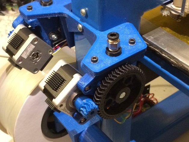 accesible vadea el extrusor hobbed engranaje mejorado ligeramente 3d de la impresora extrusoras eventorbot 3D print model - Mito3D