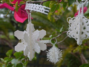 blizzard customizable mailable snowflake ornaments kickstarter decor customizer makerbotornaments 3d print model - Mito3D