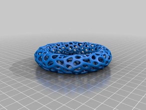 1 bilezik şeyi voronoi tarzı bilezikler 3d print model - Mito3D