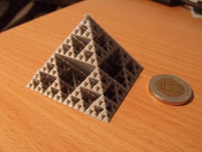 sierpinski pyramide sans besoin de soutien les mathématiques fractal 3d print model - Mito3D