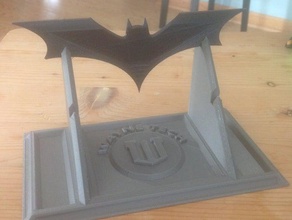 waynetech batarang stand de exibição adereços 3d print model - Mito3D