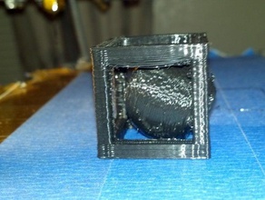funky creux d'étalonnage cube pris au piège de la sphère d'autres hyper 3d print model - Mito3D