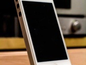 iphone 4 muelle soporte móvil 3d print model - Mito3D