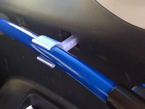 2010 mitsubishi outlander snowbrush soporte de la automoción gadget coche 3d print model - Mito3D