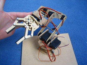 Roboterarm mit 7 servos andere 3d arduino cnc fushigi Greifer hand lasercut laser-cutter makeentry Modell motor die Produktion der Platten reprap Roboter servo in Robotik Roboter-arm nützlich Holz 3d print model - Mito3D