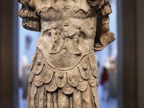 torso emperor roman imperial scans replicas 123d 123dcatch met3d 3d print model - Mito3D