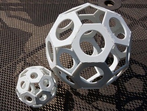 kesildi icosahedron buildings structures ball circle filament hexagon hinge hole pentagon polyhedron soccer torus 3d print model - Mito3D