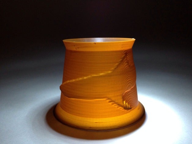 personnalisable gravée l'image de l'ombre décor customizer lampan openscad paramétrique sadlynolasers le requin vase 3D print model - Mito3D